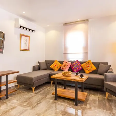 Apartment In The Old Town - 3202 Kalkan